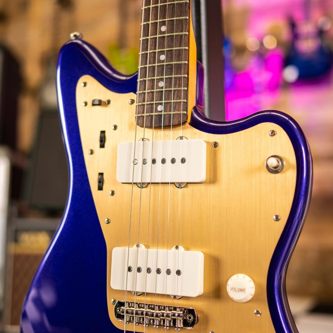 Fender deals jazzmaster purple