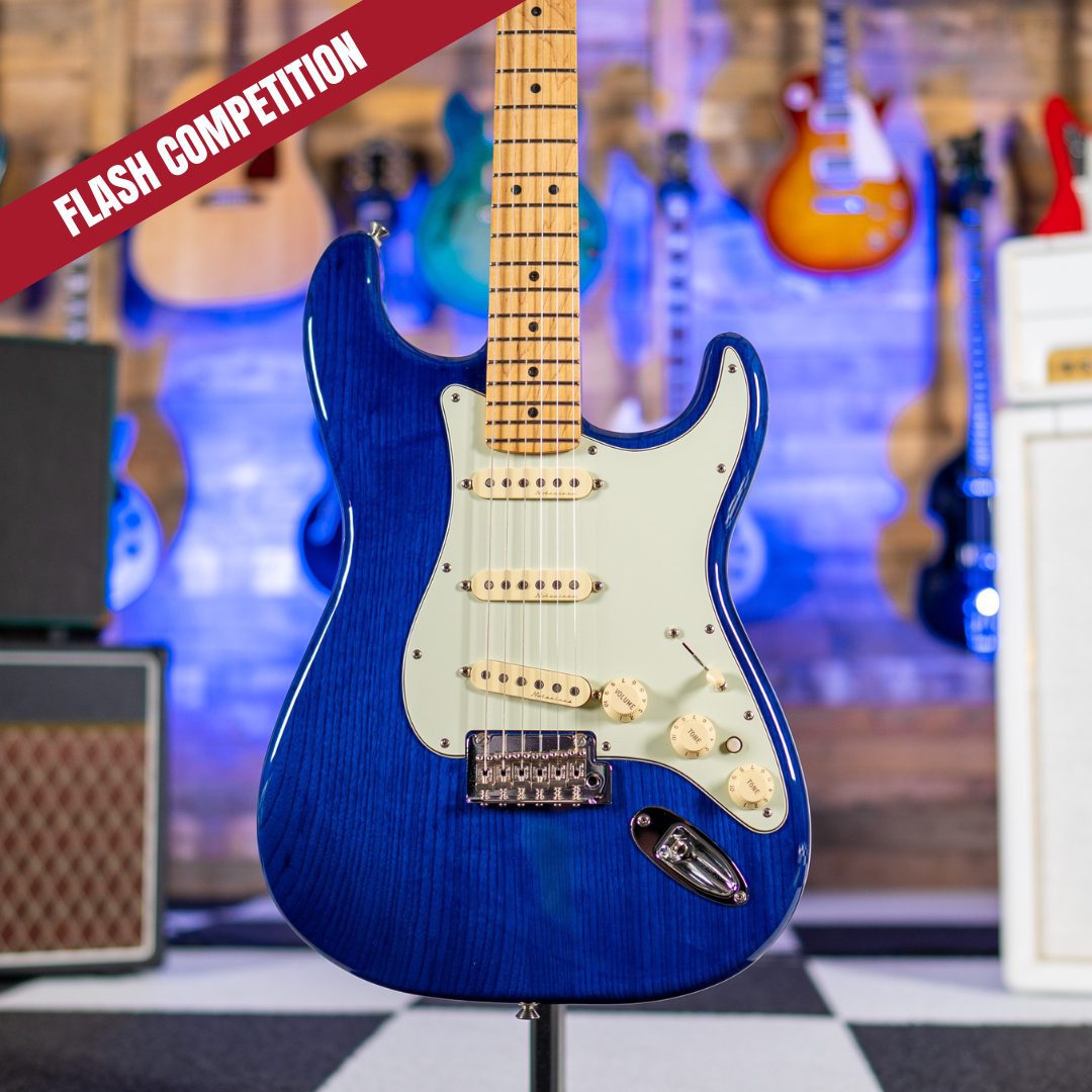 Fender stratocaster clearance deluxe sapphire blue