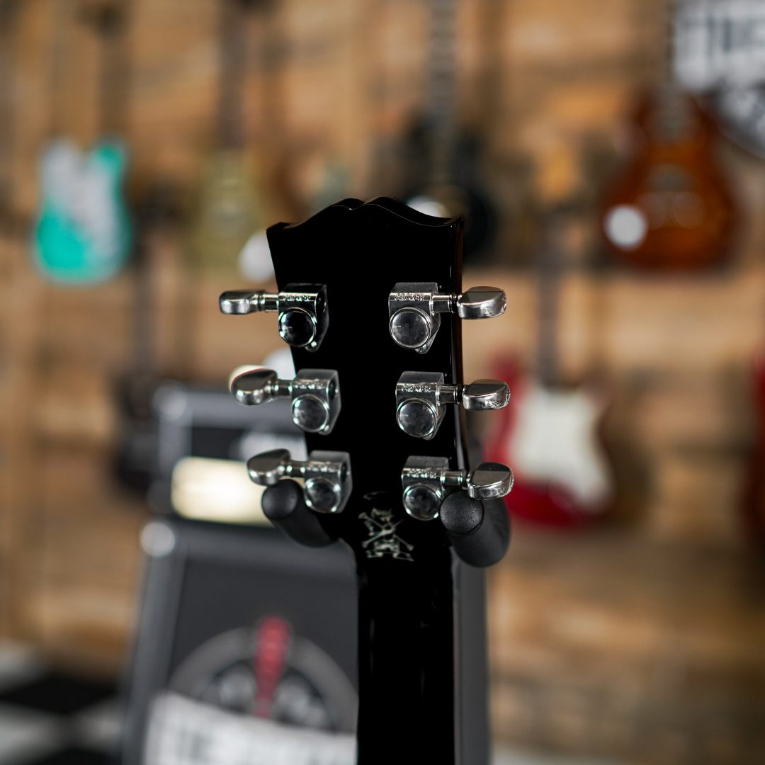 Gibson Slash J-45 in November Burst - The Guitar Marketplace