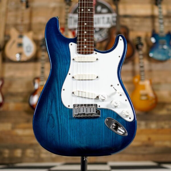 Fender Stratocaster Plus Deluxe in Blue Frost