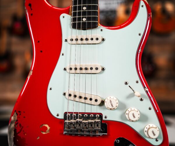 Fender Custom Shop Michael Landau 1963 Relic Stratocaster in Fiesta Red over 3-Color Sunburst - Image 4