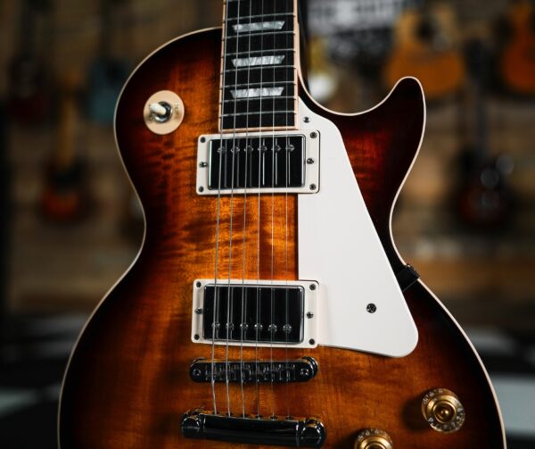 Gibson Les Paul Traditional in Tobacco Sunburst - Image 3