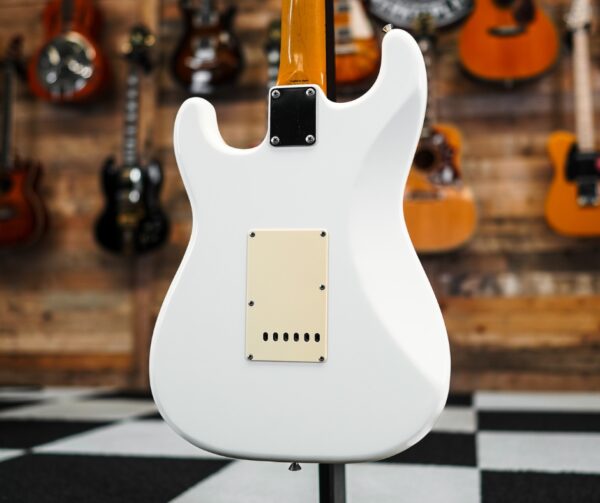 Fender MIJ ST-72 Stratocaster in Olympic White - Image 7