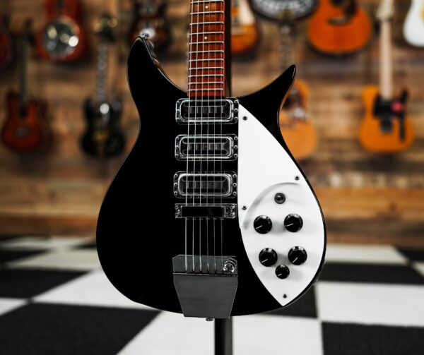 1988 Rickenbacker 325 V63 in Jetglo - Image 2