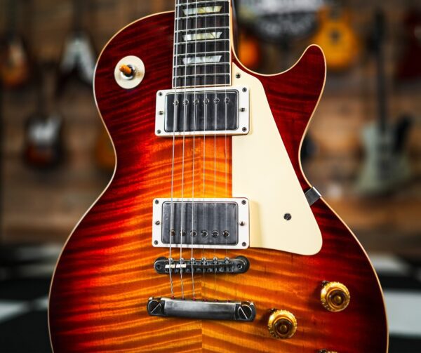 Gibson Custom Shop M2M '58 Danish Pete Les Paul Standard in True Historic Cherry Sunburst VOS - Image 3