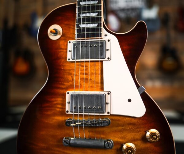 Gibson Les Paul Traditional in Tobacco Sunburst Perimeter - Image 3