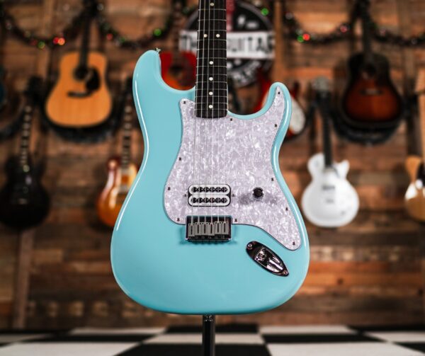 Fender Limited Edition Tom Delonge Stratocaster Flash Competition! Same-Day Delivery in the TGM Bus - Image 2