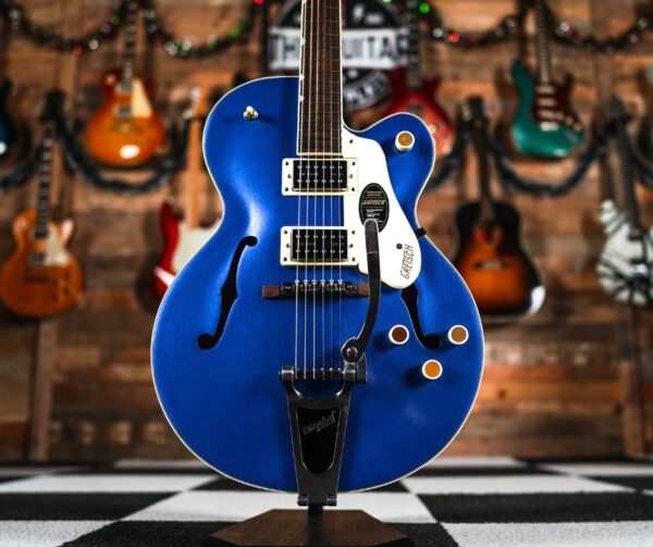 Gretsch G2420T Streamliner in Fairlane Blue