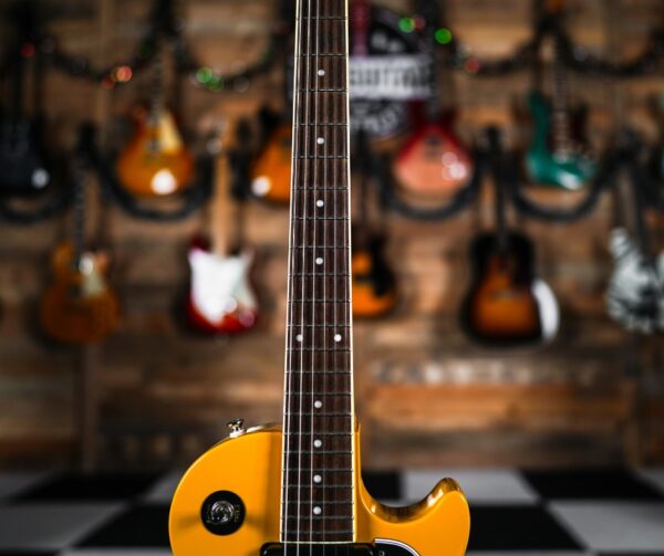 Epiphone Les Paul Special in TV Yellow - Image 6