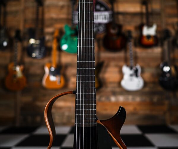 Yamaha SLG200N in Tobacco Brown Sunburst - Image 4