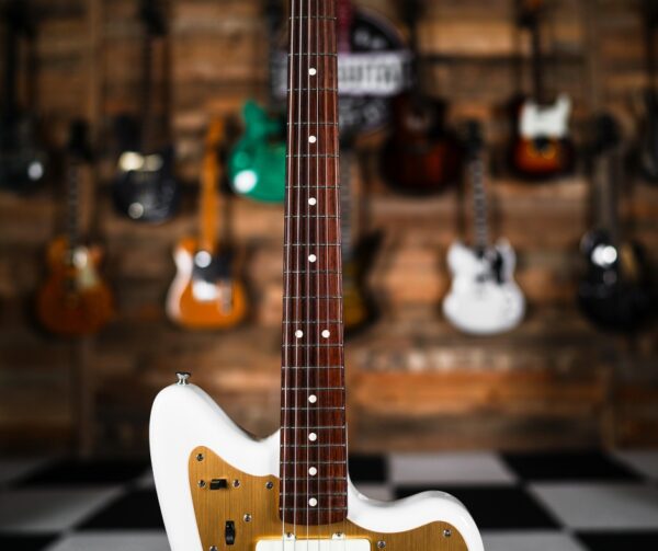 Fender MIJ Heritage '60s Jazzmaster in White Blonde - Image 5