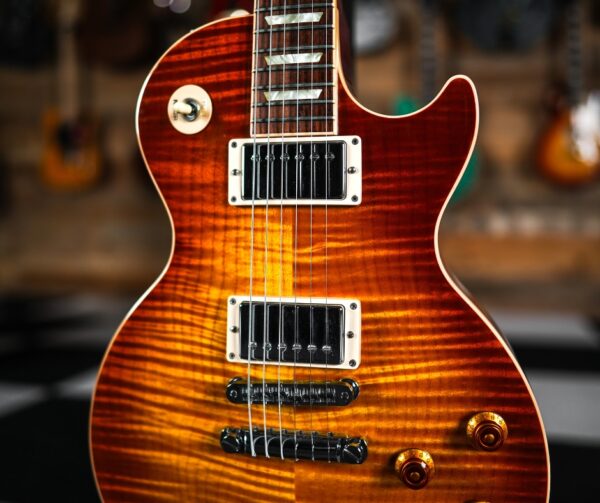 Gibson Les Paul Standard Flash Competition! Same-Day Delivery in the TGM Bus - Image 4