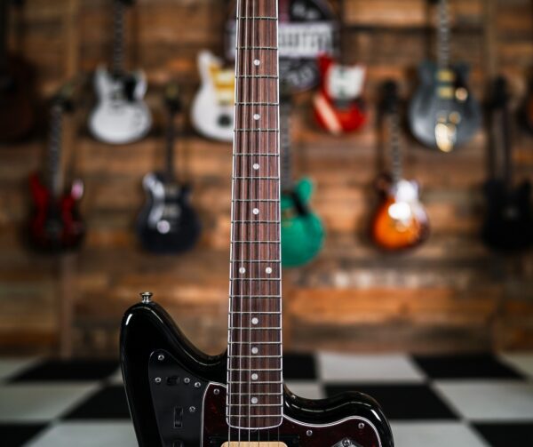 Fender Kurt Cobain Jaguar in 3-Colour Sunburst - Image 6