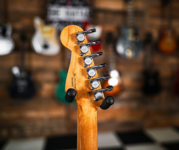 Fender Kurt Cobain Jaguar in 3-Colour Sunburst - Image 7