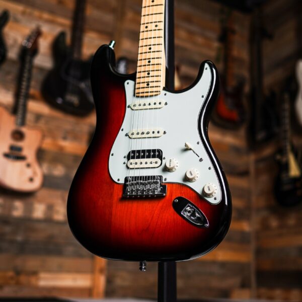 Fender American Professional HSS Stratocaster in 3-Tone Sunburst