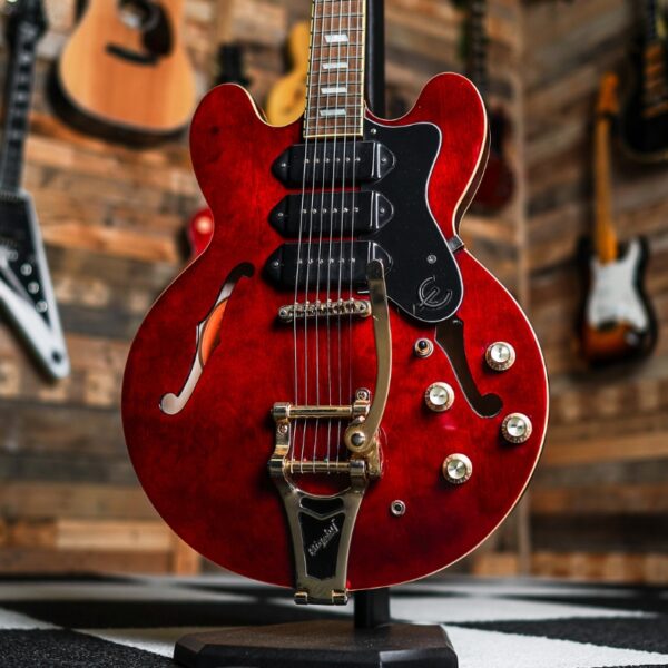 Epiphone Riviera Custom P93 in Wine Red