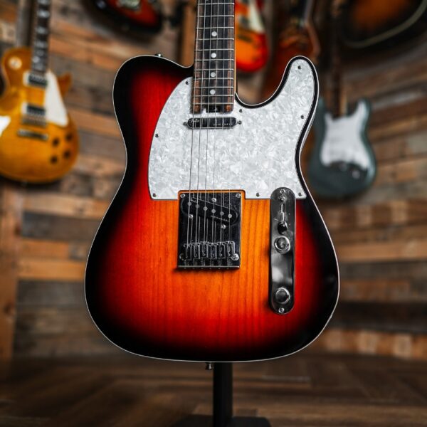 Fender American Elite Telecaster in 3-Tone Sunburst